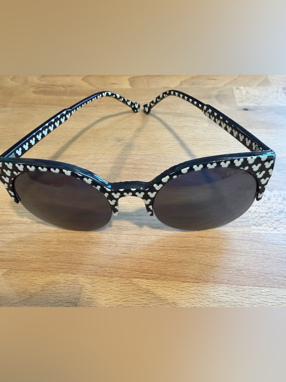 Retired Disney Park Mickey Mouse Pattern Black & White Sunglasses